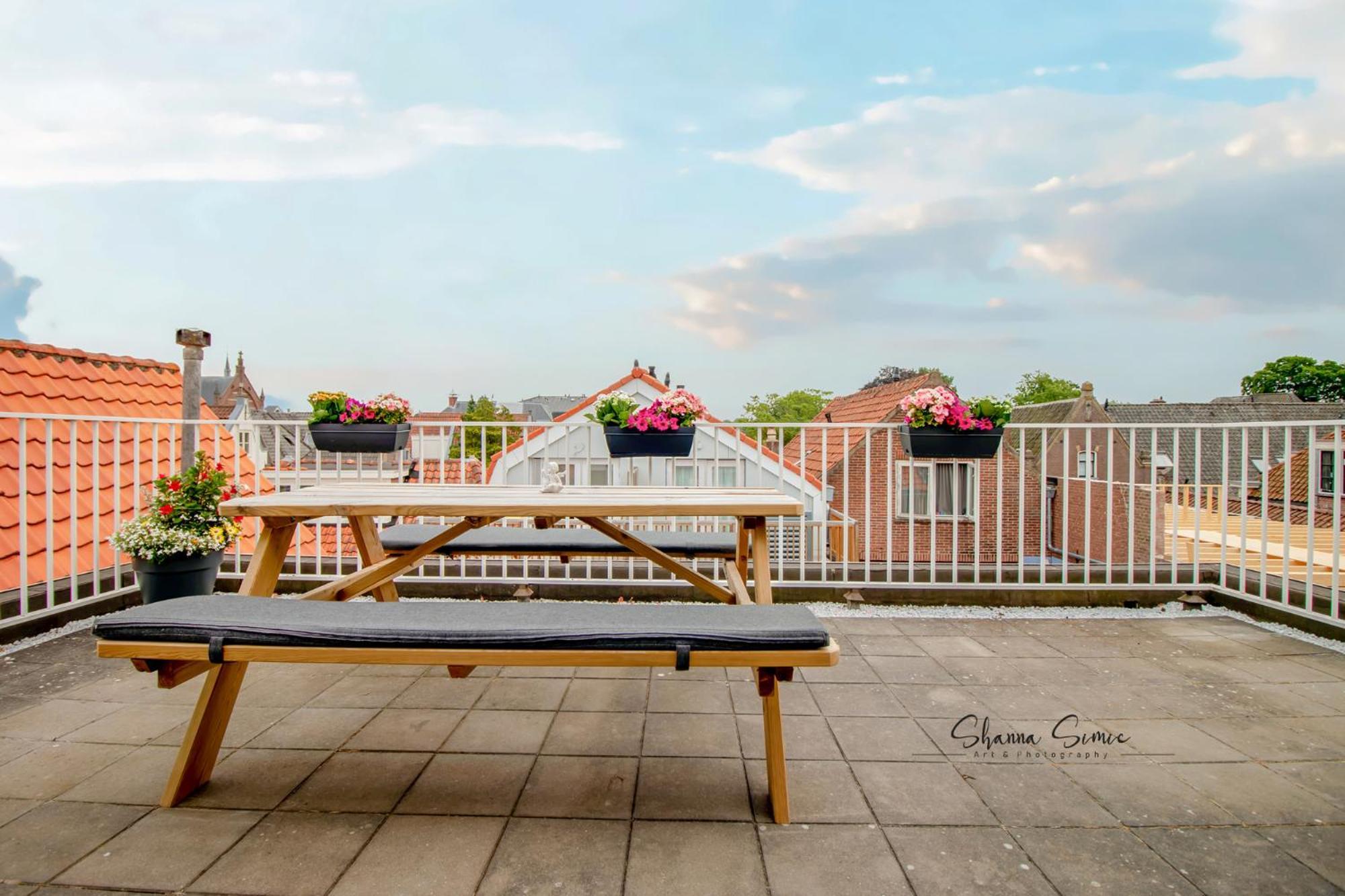 Aparthotel De Koning By Urban Home Stay Alkmaar Exterior photo